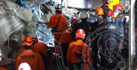 Update Tragedi Ponpes Sidoarjo: 14 Tewas, 49 Santri Masih Belum Ditemukan